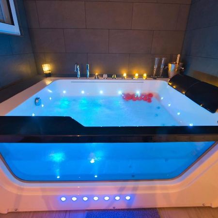 Love Suite And Spa - קאן מראה חיצוני תמונה